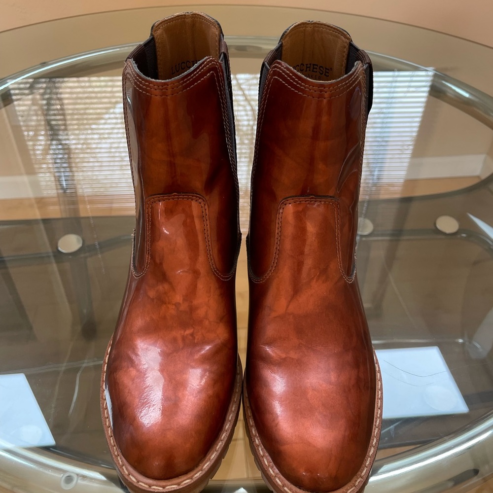 Women’s Lucchese bronze boots. size 7.5